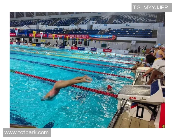 游泳比赛规则详解:从起跳到终点的每个细节解析